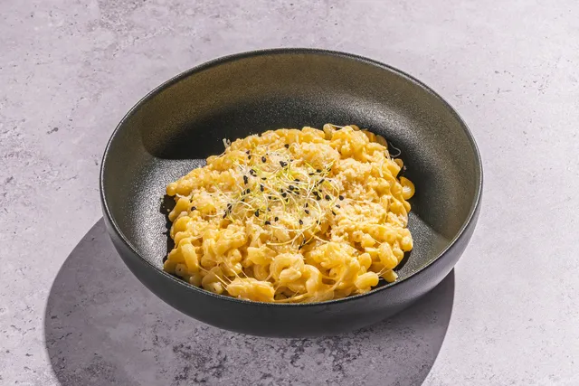 St. Mac 'n' Cheese ar Sieru