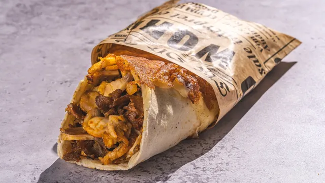 Arābu Maizes Wrap ar Vistas un Liellopa Kebaba MIX