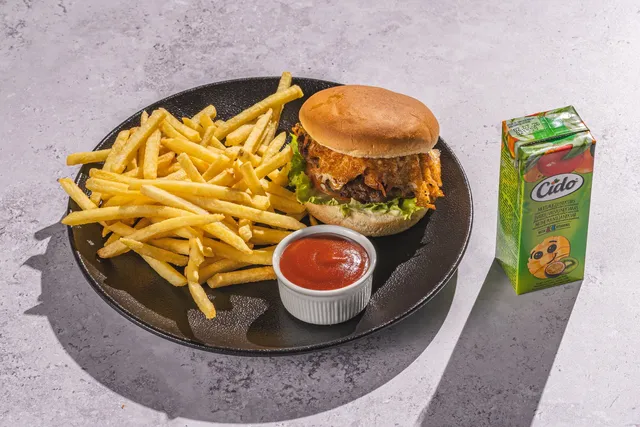 Burgera Komplekts Junioram